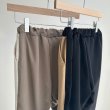 画像2: 【大人気】bi-color linen pants (2)